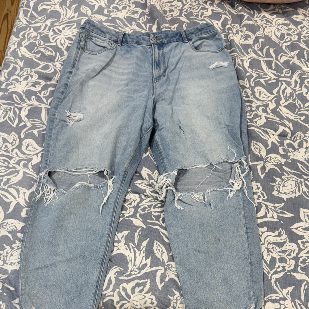 American Eagle Outfitters Ripped Light Blue Boyfriend Jeans
